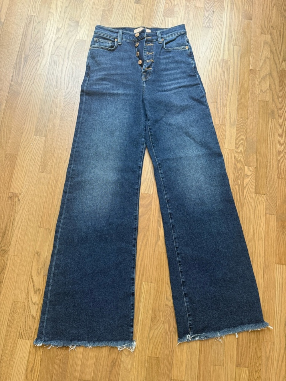 Women’s Jeans in Dark Blue 7 for all mankind size 26 UHR Jo crop
